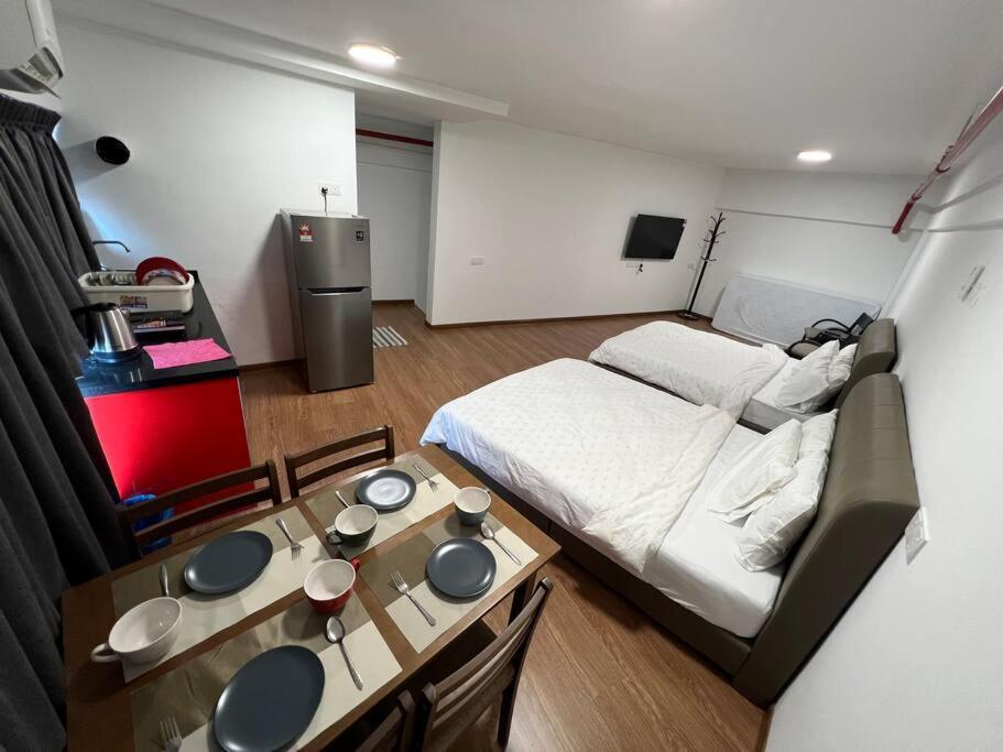 New 6Pax Soho Near Usm & Spice Arena & Airport Appartement Bayan Lepas Buitenkant foto