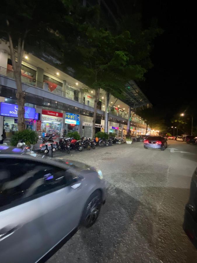 New 6Pax Soho Near Usm & Spice Arena & Airport Appartement Bayan Lepas Buitenkant foto
